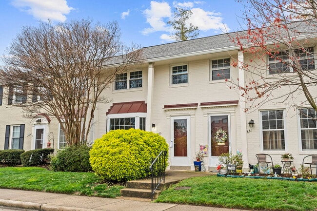 3742 Jason Ave in Alexandria, VA - Building Photo - Building Photo