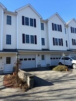 35 Fredonian St in Shirley, MA - Building Photo