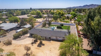 11470 N 64th St in Scottsdale, AZ - Building Photo