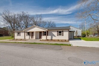4104 Mc Vay St SW in Huntsville, AL - Building Photo - Building Photo