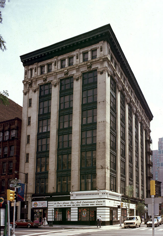 Breintnall Bldg in Philadelphia, PA - Foto de edificio - Building Photo