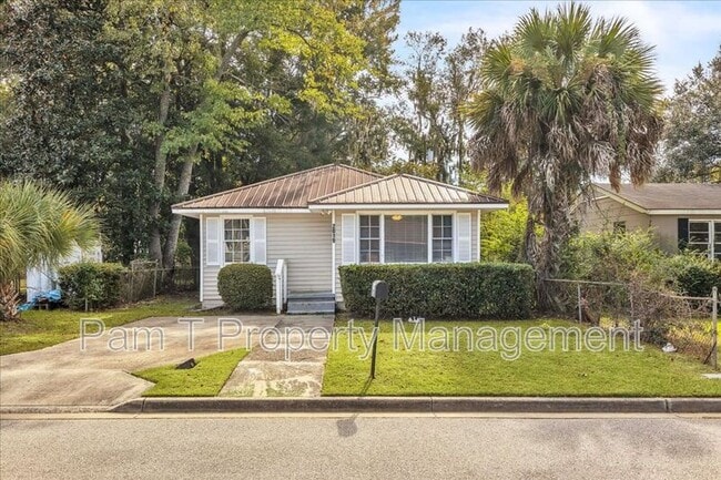 property at 2019 E 59th St