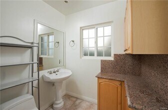 3610 Scadlock Ln in Los Angeles, CA - Building Photo - Building Photo