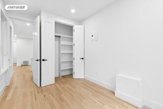 204 W 96th St in New York, NY - Foto de edificio - Building Photo