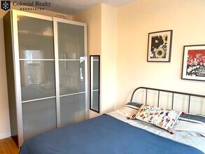 122 Berkshire St in Cambridge, MA - Foto de edificio - Building Photo