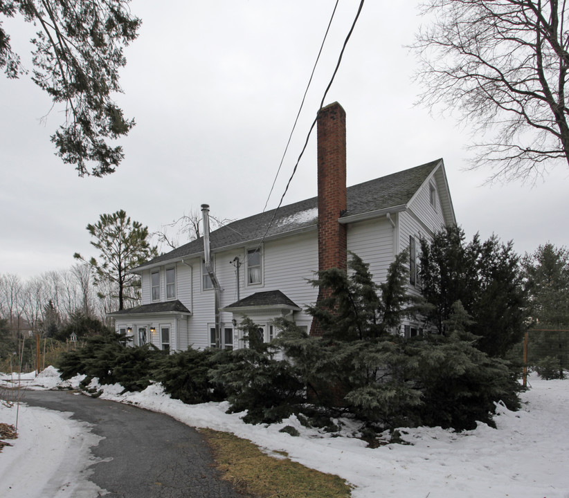 300 Boisseau Ave in Southold, NY - Building Photo