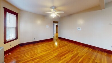 298 Fellsway W in Medford, MA - Building Photo - Building Photo