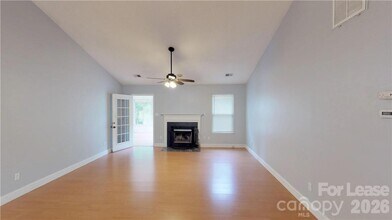 13906 Glendevon Ct in Charlotte, NC - Foto de edificio - Building Photo