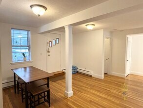 1819 Beacon St in Brookline, MA - Building Photo - Building Photo