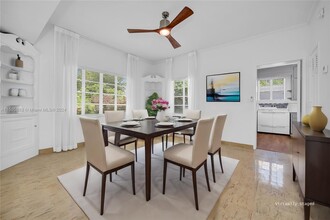 1000 89th St in Surfside, FL - Foto de edificio - Building Photo