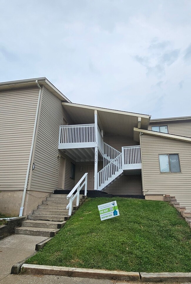 property at 1315 E 123rd Terrace