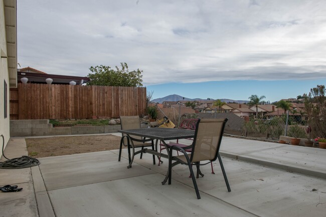 303 S Siena St in San Diego, CA - Building Photo - Building Photo