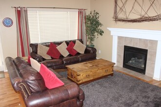 4142 Heathmoor Dr in Colorado Springs, CO - Building Photo - Building Photo