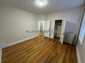 78 Glenville Ave, Unit 3 in Boston, MA - Building Photo - Building Photo