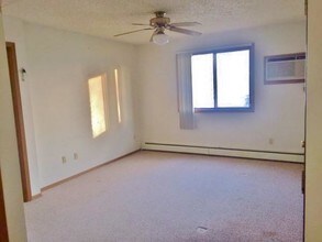1637 Aber Ave in Iowa City, IA - Building Photo - Building Photo