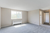 HILLSIDE MEADOWS APARTMENTS - SPRING SPECIALS photo'