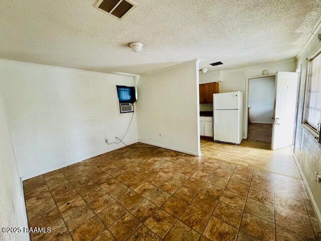 321 S Academy St in Opelousas, LA - Building Photo - Building Photo