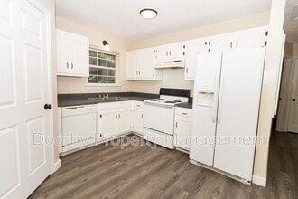 2425 Ashmore Ave in Chattanooga, TN - Building Photo - Building Photo