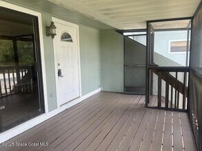 1132 Breezy Way in Sebastian, FL - Building Photo - Building Photo