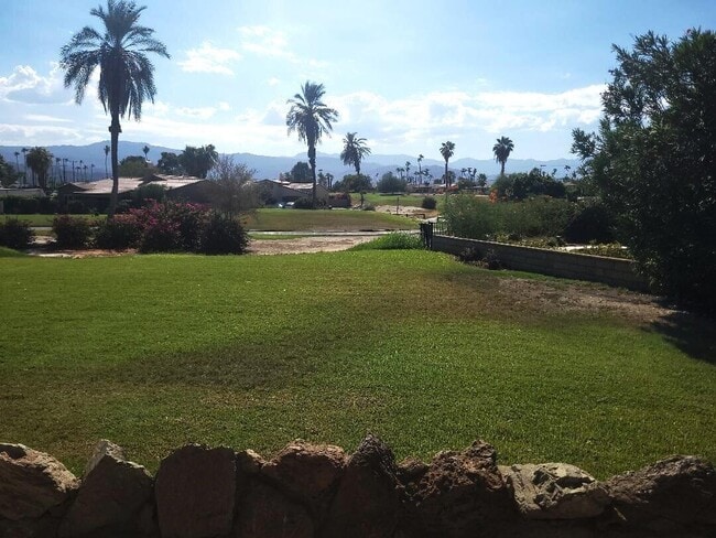 43511 Illinois Ave in Palm Desert, CA - Building Photo - Building Photo