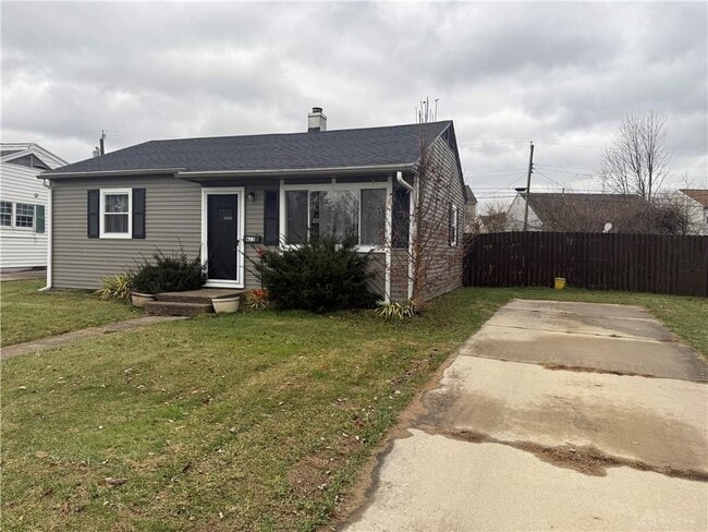612 Kirkwood Dr in Fairborn, OH - Building Photo - Building Photo