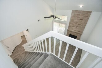 8803 Vinkins Rd in Houston, TX - Building Photo - Building Photo