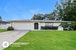 8024 Nicklaus Dr in Orlando, FL - Building Photo