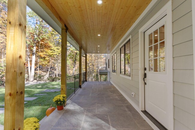 34 Park Trail in Croton-on-Hudson, NY - Building Photo - Building Photo