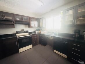 581 Calhoun Ave in Pensacola, FL - Building Photo - Building Photo