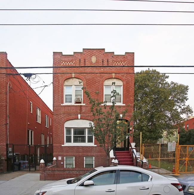 464 Milford St in Brooklyn, NY - Foto de edificio - Building Photo