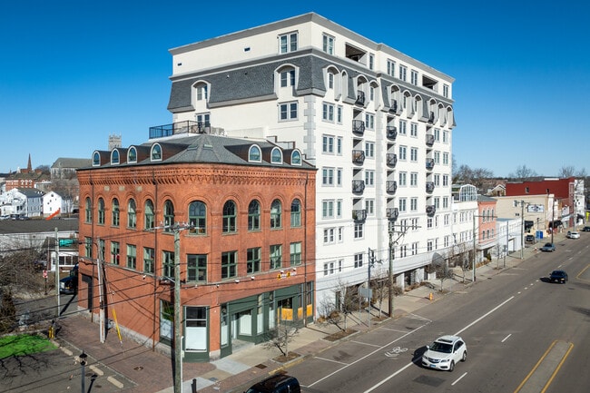 New London Harbour Towers