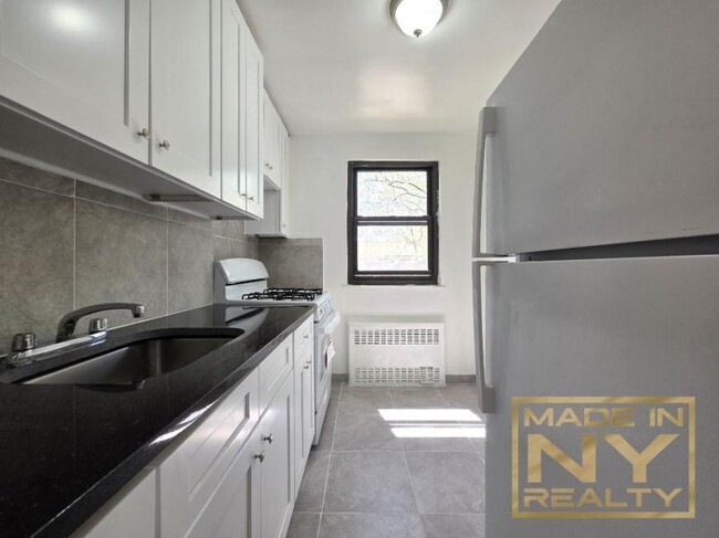 property at 196- 71 69th Ave