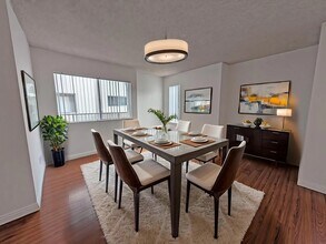 Piedmont in Glendale, CA - Foto de edificio - Building Photo