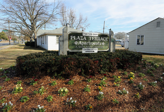 Plaza Terrace Senior Apartments 55+ in Charlotte, NC - Building Photo - Building Photo