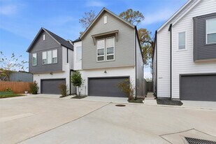 4605 Lavatera St in Houston, TX - Building Photo