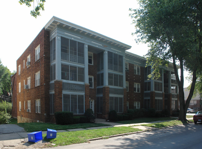 South Plaza Apartments in Kansas City, MO - Building Photo - Building Photo