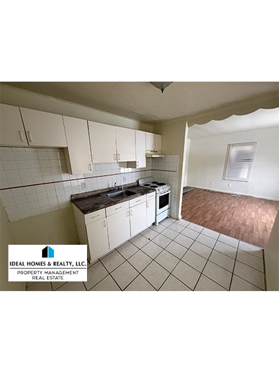 949 Remington Ave in Flint, MI - Building Photo - Building Photo