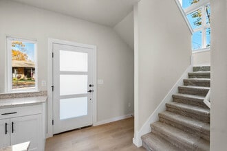 50 Thaxted Dr in Bella Vista, AR - Foto de edificio - Building Photo