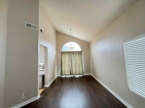 30016 Jon Christian Pl in Temecula, CA - Building Photo - Building Photo