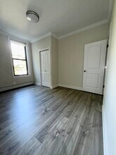 228 Saint Marks Pl, Unit 1R in Staten Island, NY - Foto de edificio - Building Photo