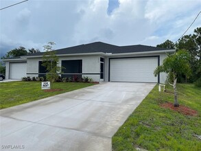 4880 24th St SW in Lehigh Acres, FL - Foto de edificio - Building Photo