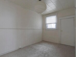 3301 Guilford Ave, Unit Apartment 1 in Baltimore, MD - Building Photo - Building Photo