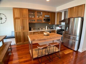 601 W Rosemary St in Chapel Hill, NC - Building Photo - Building Photo