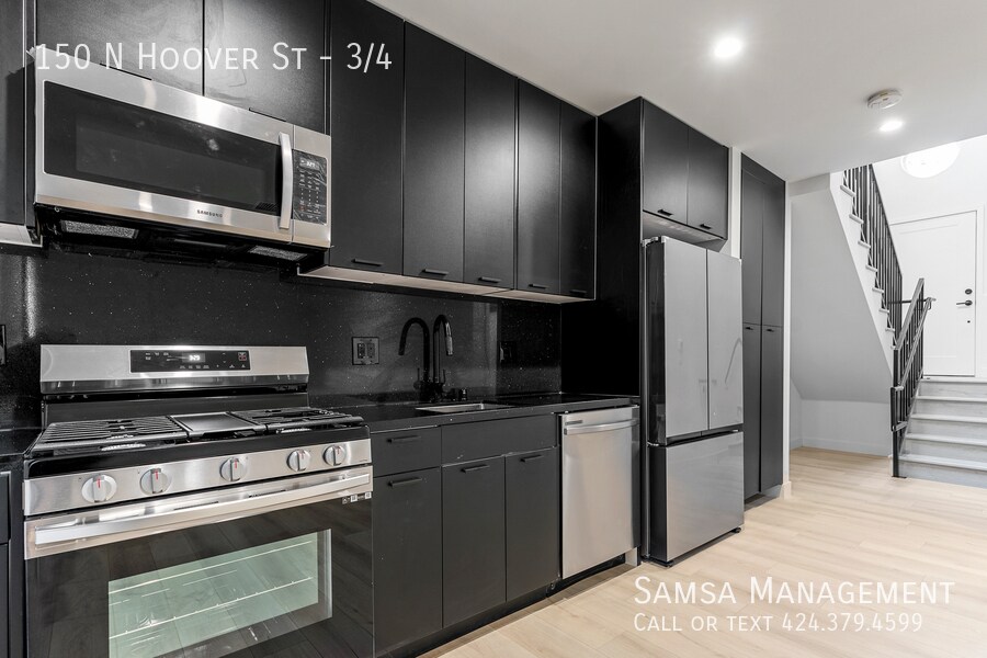 150 N Hoover St in Los Angeles, CA - Building Photo