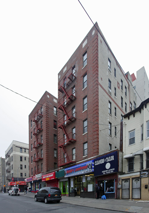 520 E 183rd St in Bronx, NY - Building Photo