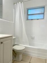 1204 NE 5th Ave, Unit 2 in Fort Lauderdale, FL - Building Photo - Building Photo