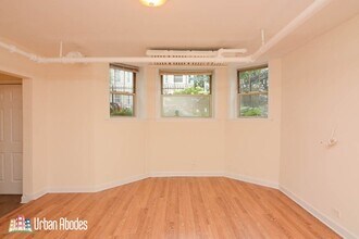 2455 N Spaulding Ave, Unit A06C in Chicago, IL - Foto de edificio - Building Photo