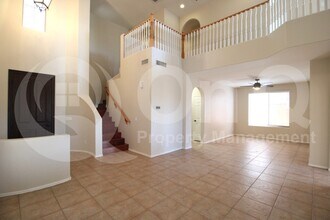 17008 S 27th Ln in Phoenix, AZ - Foto de edificio - Building Photo
