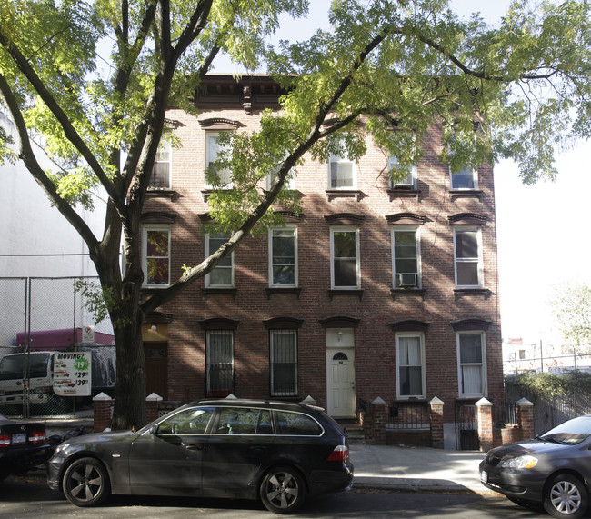 34 Adelphi St in Brooklyn, NY - Building Photo - Building Photo