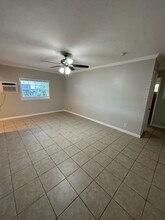 3205 NE 9th St, Unit 3 in Pompano Beach, FL - Foto de edificio - Building Photo